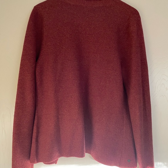 Sahalie, sweater, sz Med - Picture 2 of 3